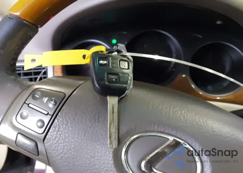 2005 Lexus Es 330 z USA, uszkodzony, nr VIN JTHBA30G355080827